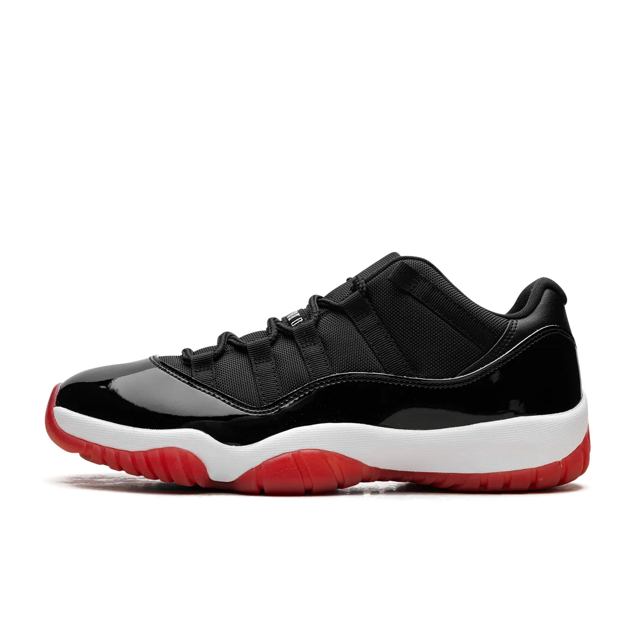 Jordan 11 Retro Low Bred