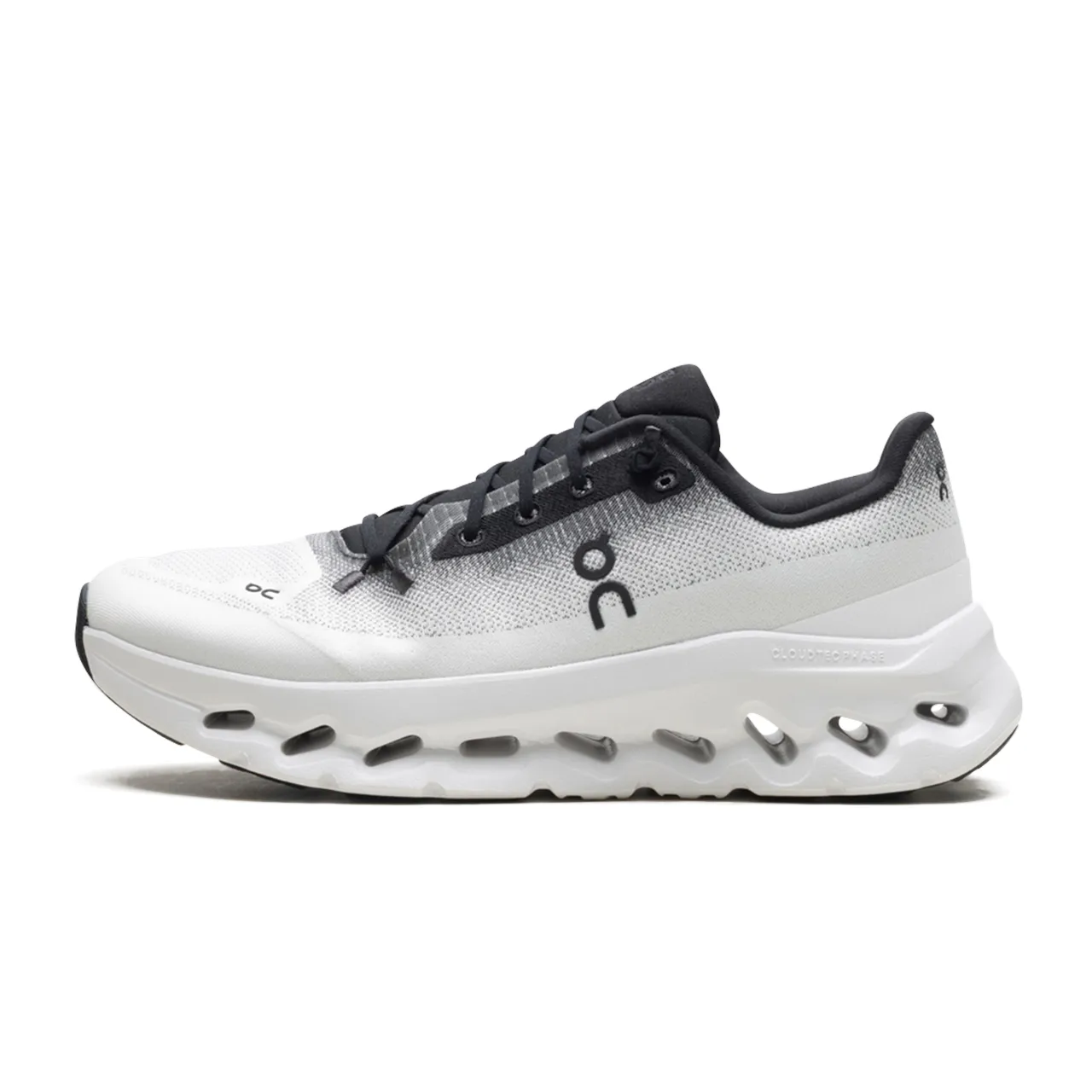 On Running Cloudtilt Black Ivory