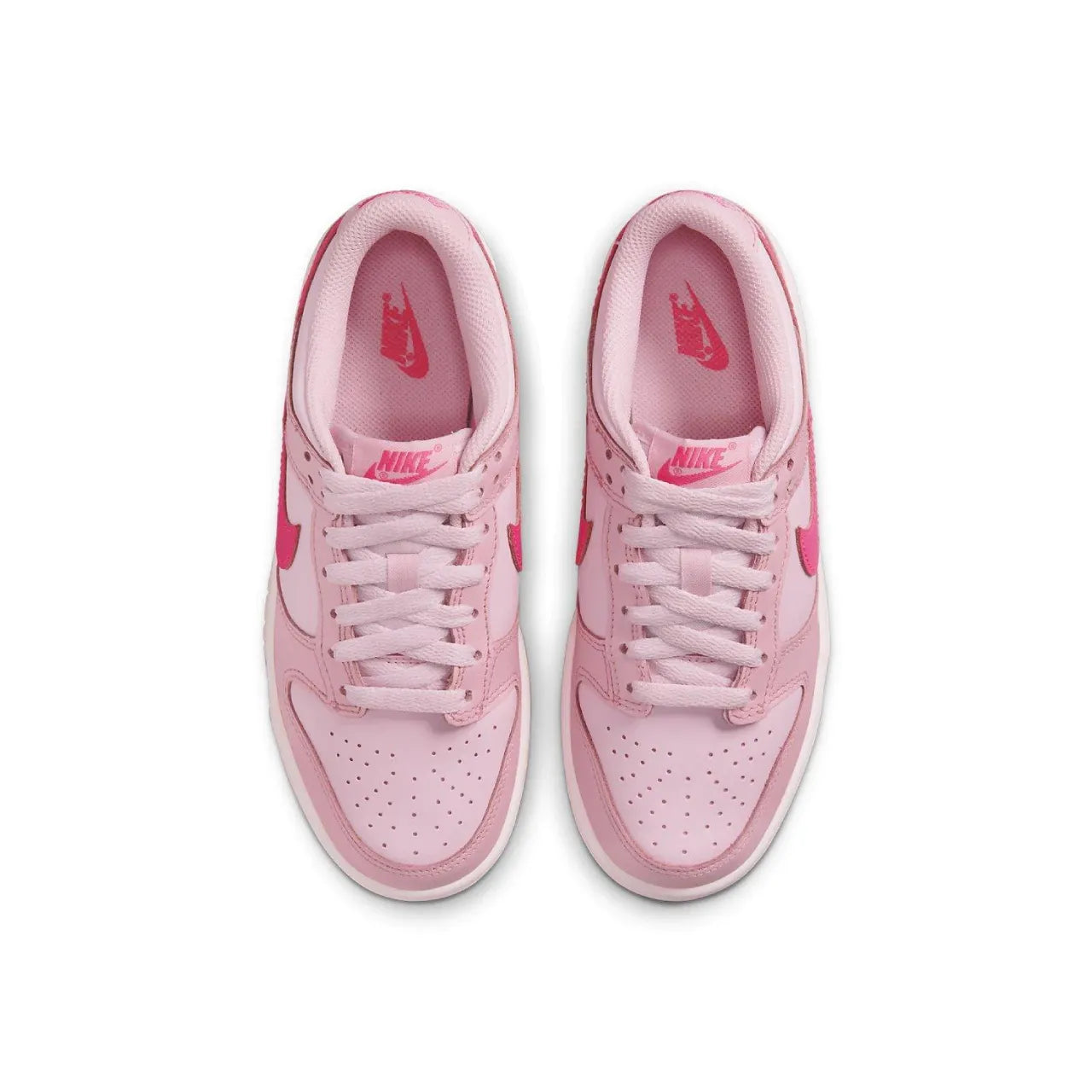 Nike Dunk Low Triple Pink