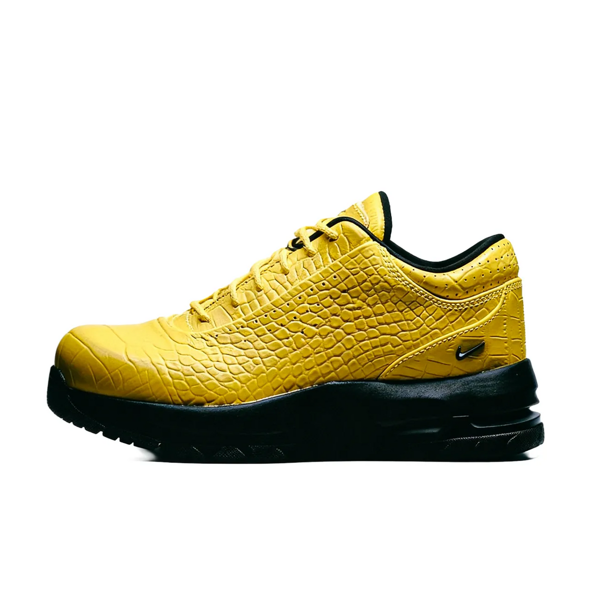 Nike Air Max Goadome Low Vivid Sulfur Croc - 1
