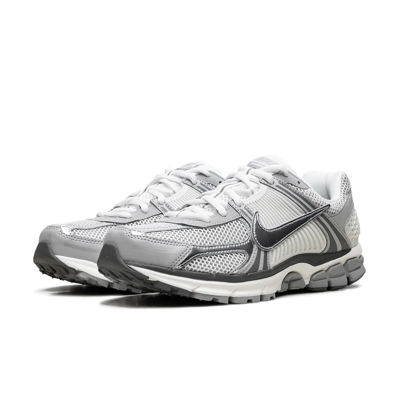 Nike Zoom Vomero 5 Metallic Silver - 2