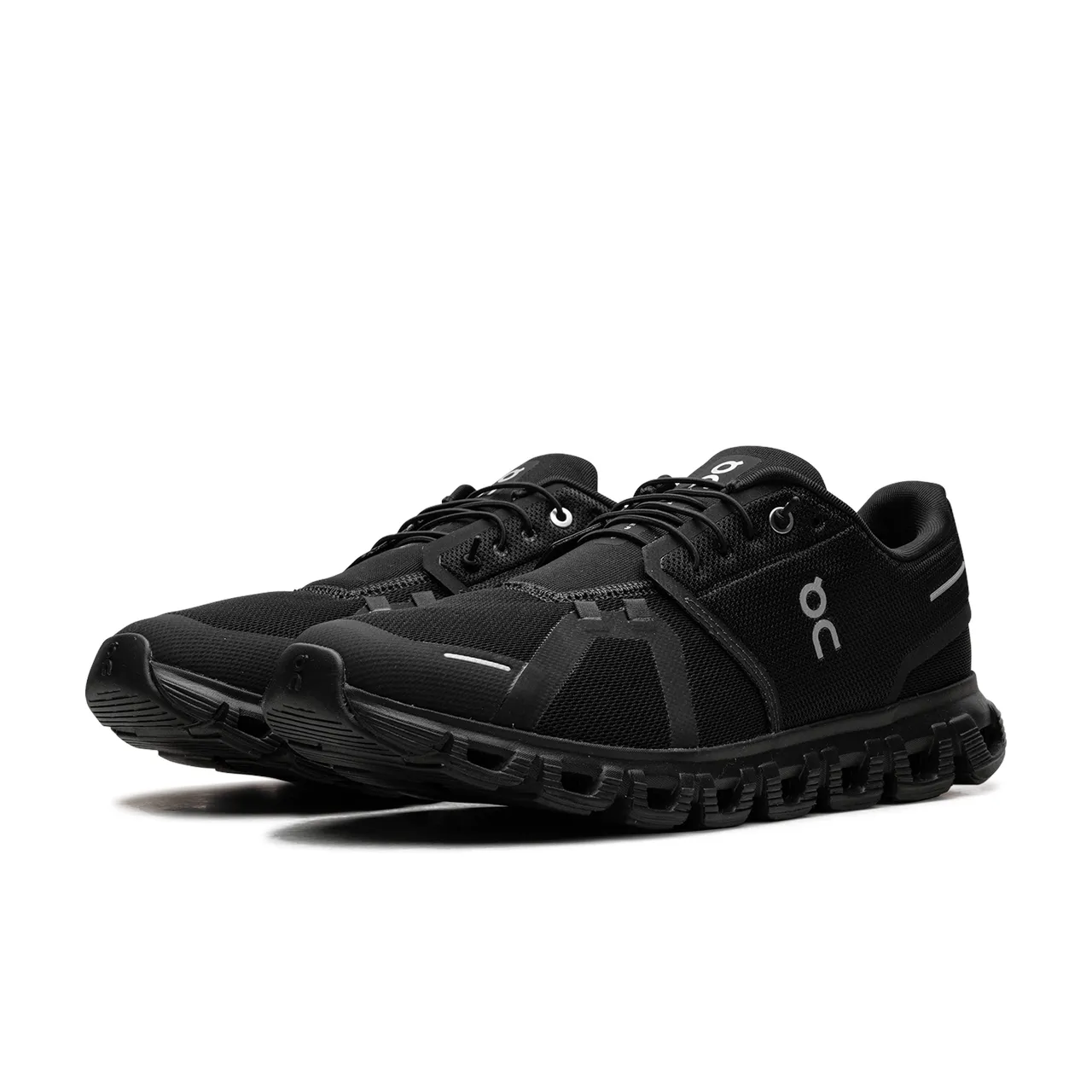 On Running Cloud 6 All Black - 2